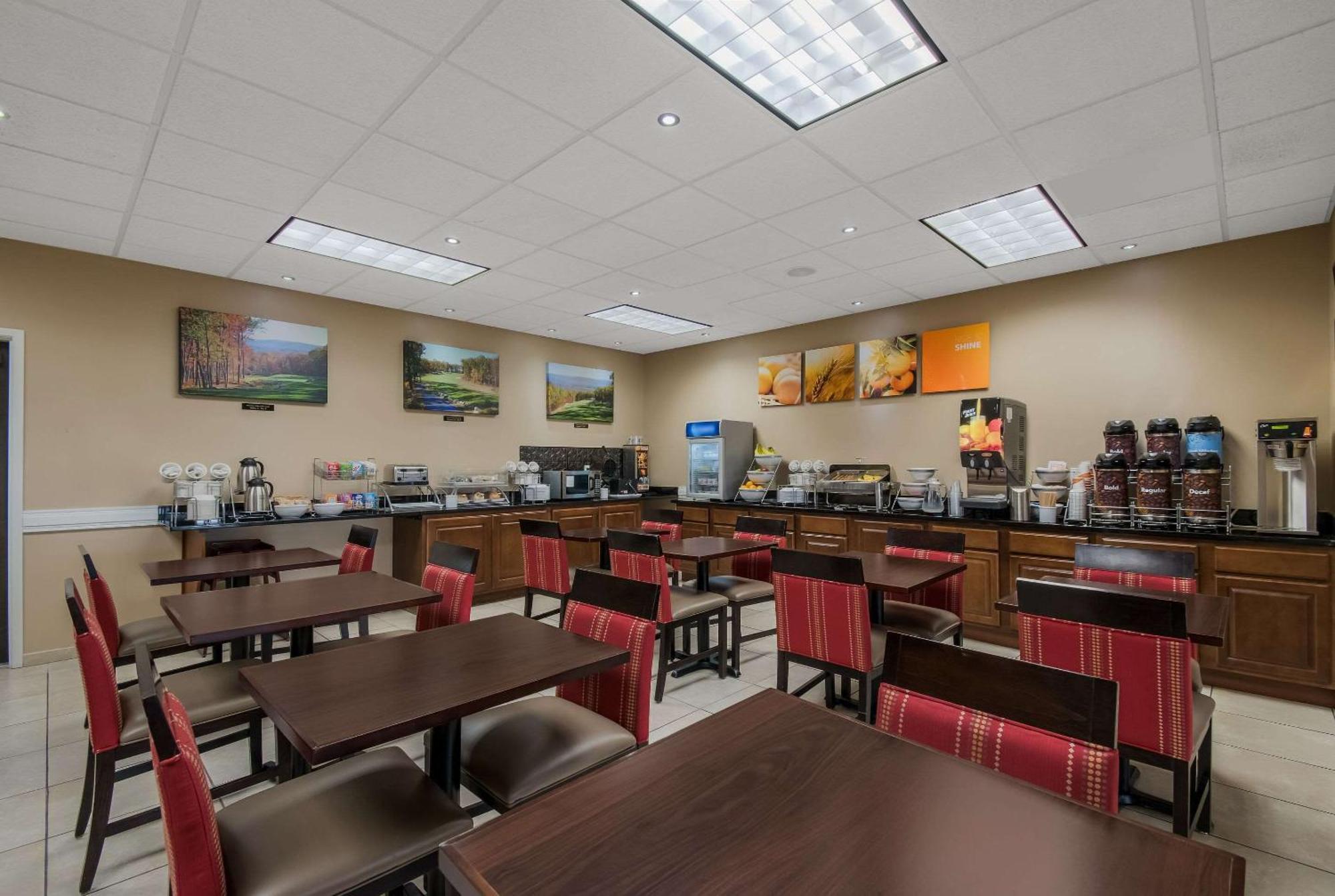 Comfort Inn & Suites Barnesville - Frackville Buitenkant foto